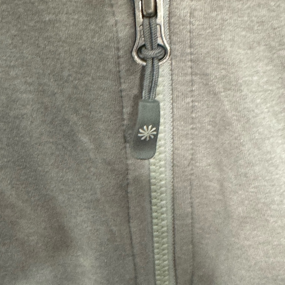 ATHLETA RENEW 3 TIERED RUFFLE Full Zip Up JACKET - Picture 8 of 9